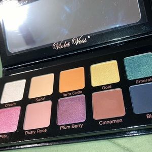 Violet Voss Palette